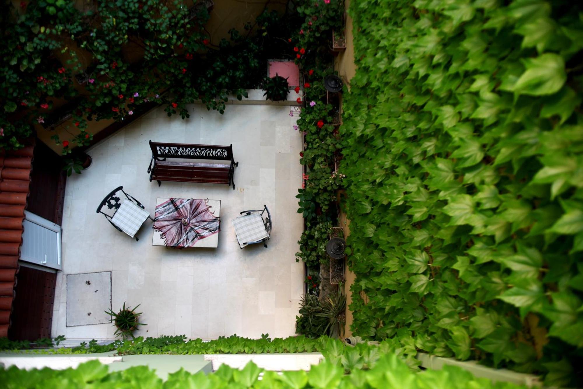 Hotel Erguvan - Special Category Istanbul Exterior photo