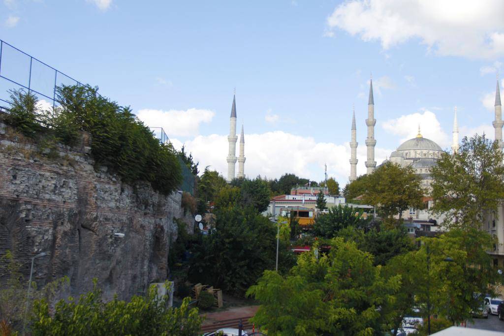 Hotel Erguvan - Special Category Istanbul Exterior photo